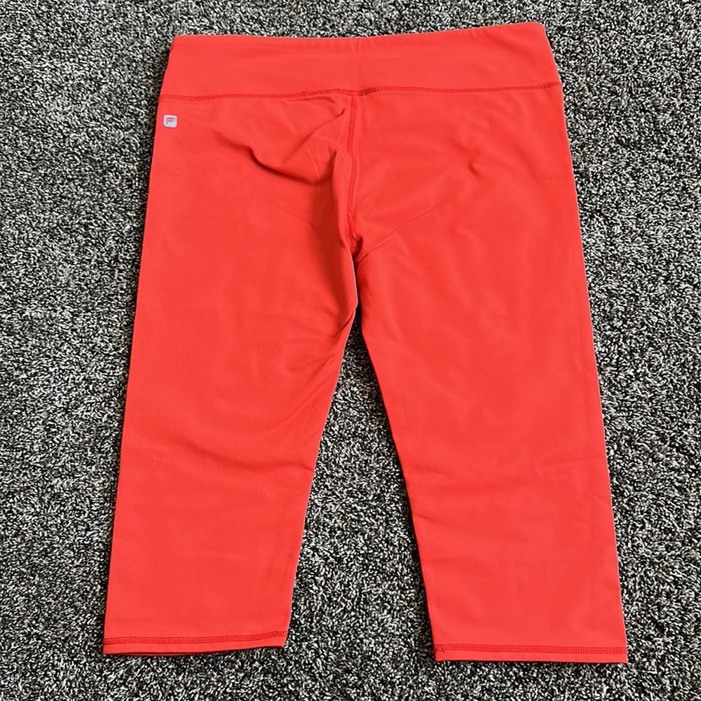 Women’s Large Fabletics Athletic Capri Pants